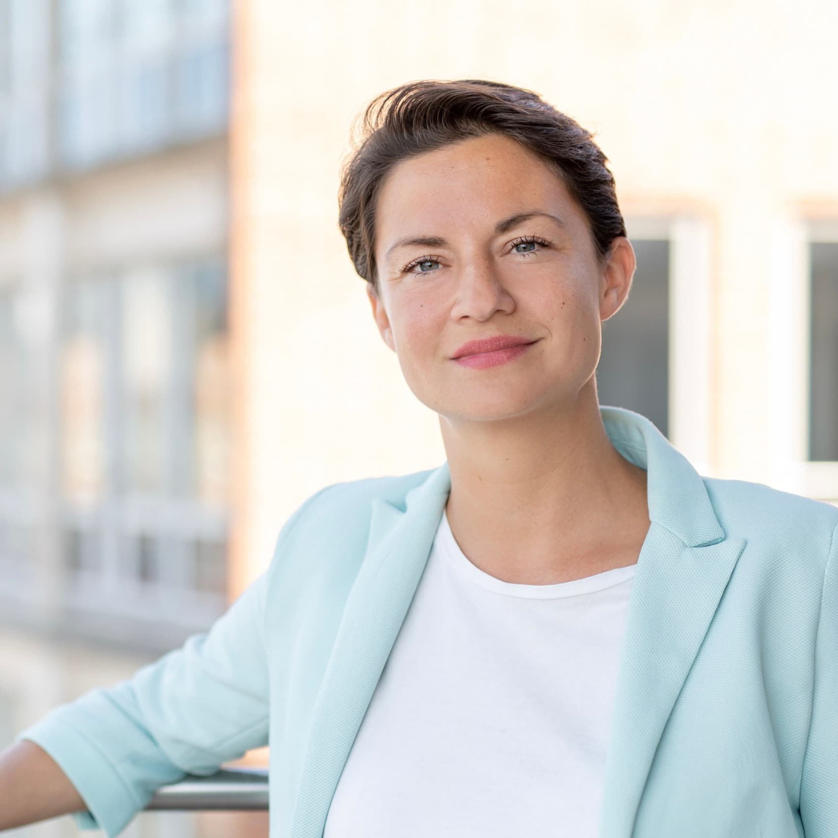 Carmen, Rechtsanwältin